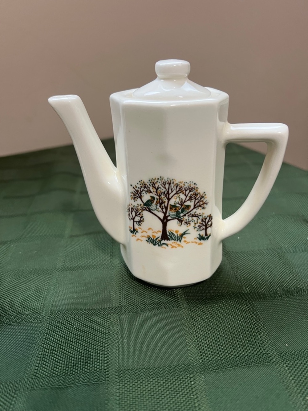 Vintage 1980s Woolworth Owl China Toy Tea Set - Picture 2 of 14